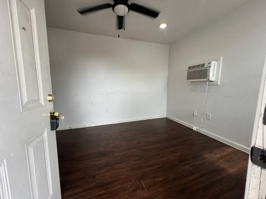 2117 Russell Street, Houston, TX 77026 - #2