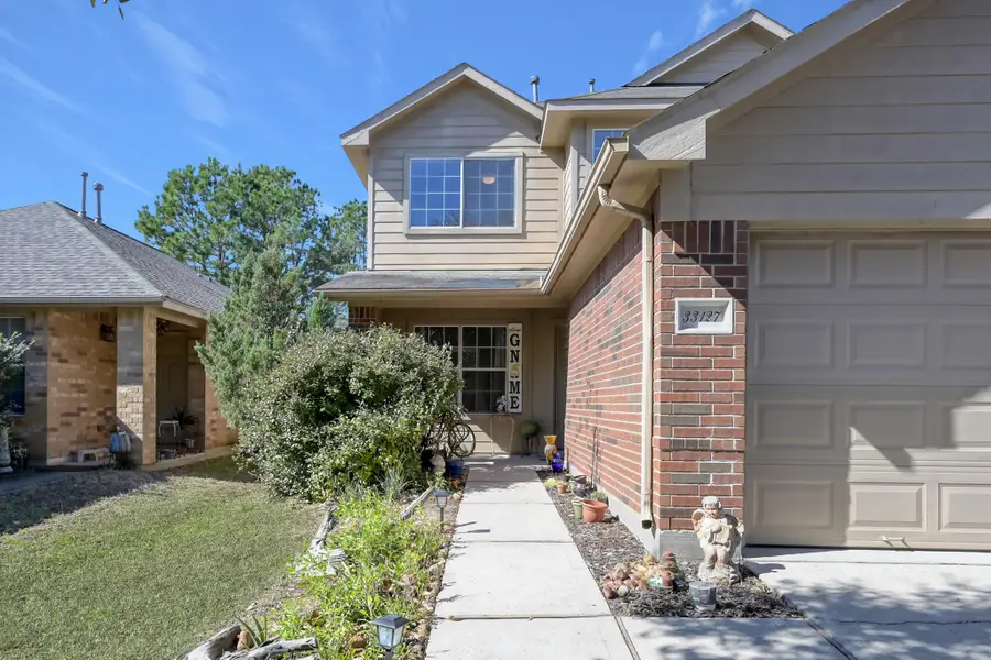 33127 Cottonwood Bend, Magnolia, TX 77354 - Image #3
