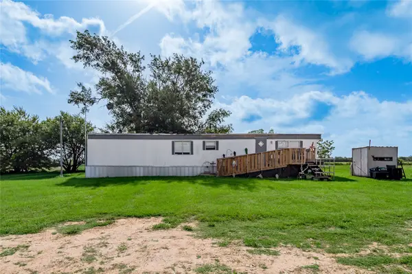 9903 Fm 978, Normangee, TX 77871