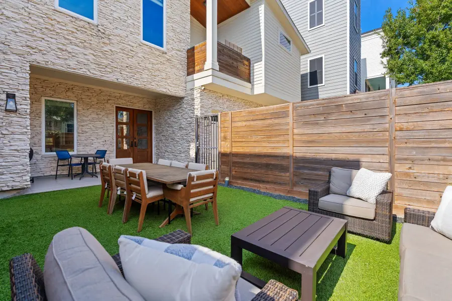 807 Nicholson Street, Houston, TX 77007 - #3