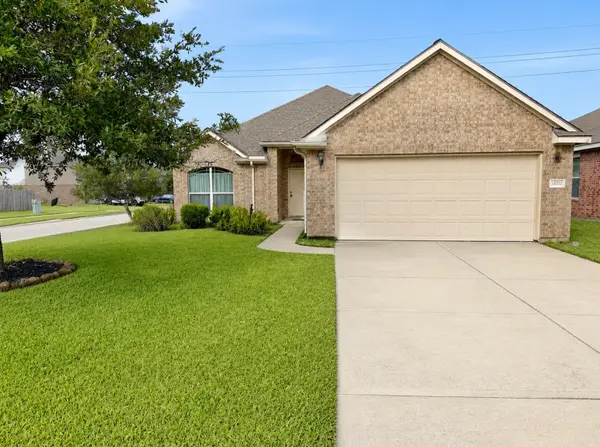 24823 Sandusky Drive, Tomball, TX 77375