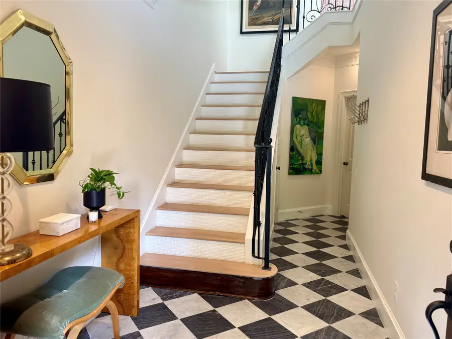 1956 Vermont Street, Houston, TX 77019 - Image #2