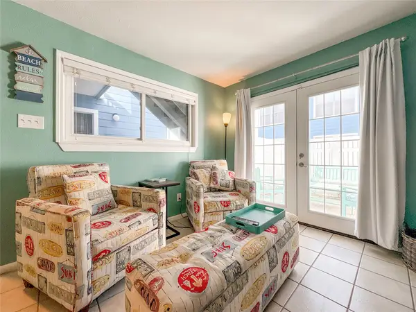 3506 Cove View Boulevard #213, Galveston, TX 77554