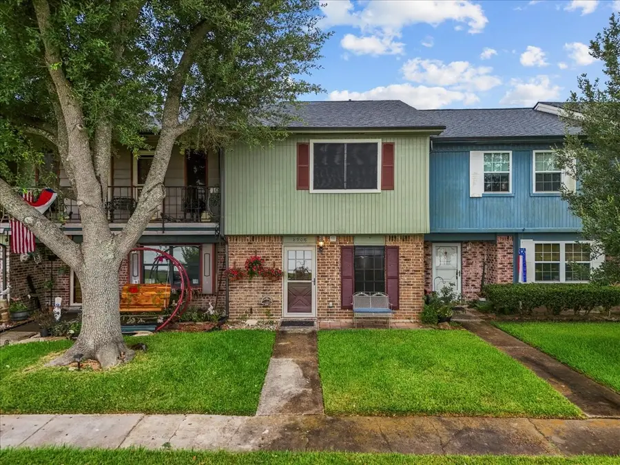 8908 Glacier Avenue, Texas City, TX 77591 - Image #2