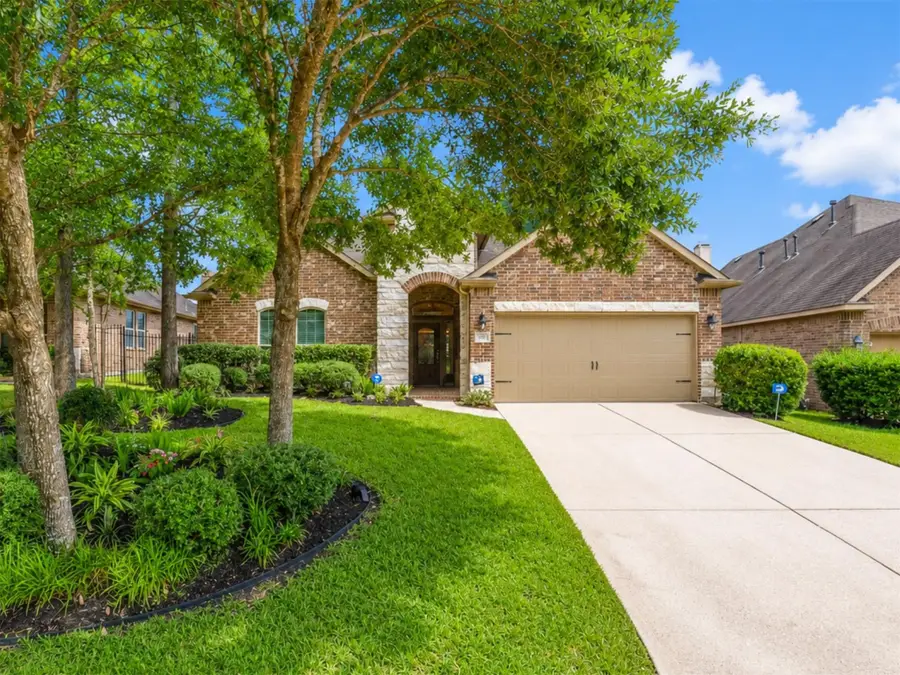79 W Wading Pond Circle, The Woodlands, TX 77375 - #3