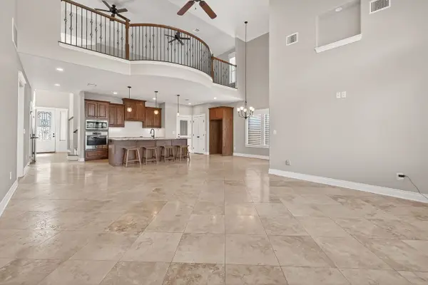 912 Roberts Street, East Bernard, TX 77435