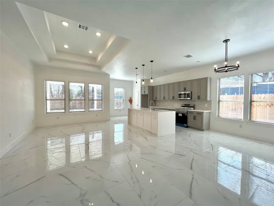 10127 Grover Ln, Houston, TX 77041 - #2