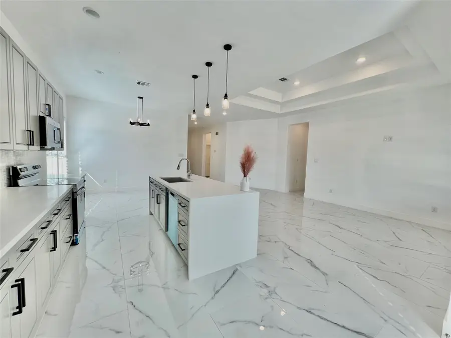 10127 Grover Ln, Houston, TX 77041 - #3