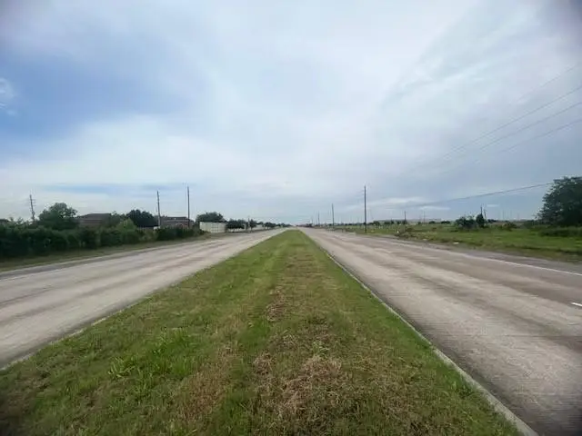 000 County Road 48, Pearland, TX 77583 - #3