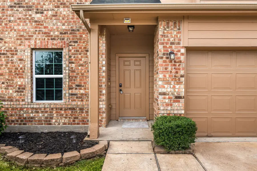 3301 Fawnwood Drive, Texas City, TX 77591 - Image #2