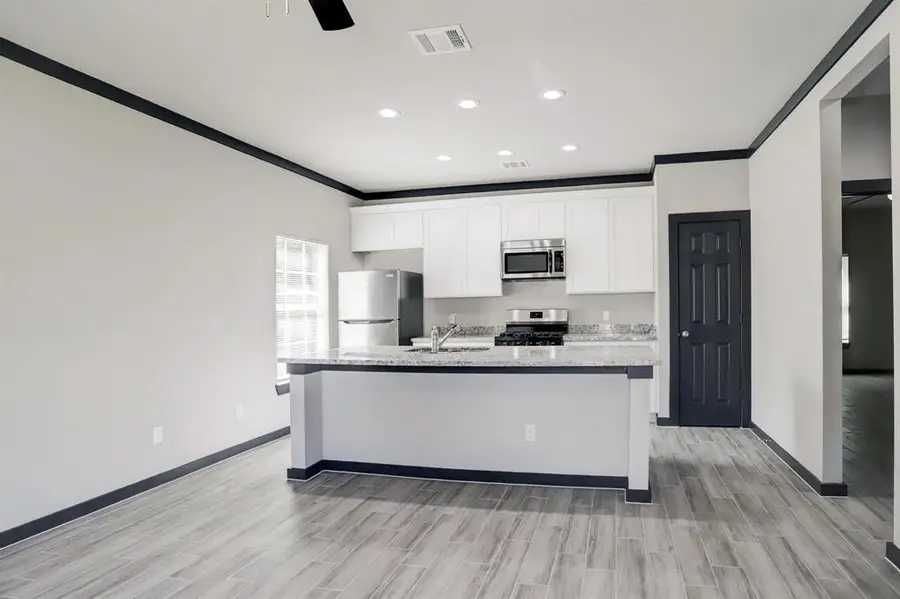 8103 Glass Street #AB, Houston, TX 77016 - #2