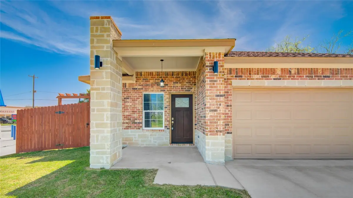 1107 W 2nd Street, Freeport, TX 77541 - #1