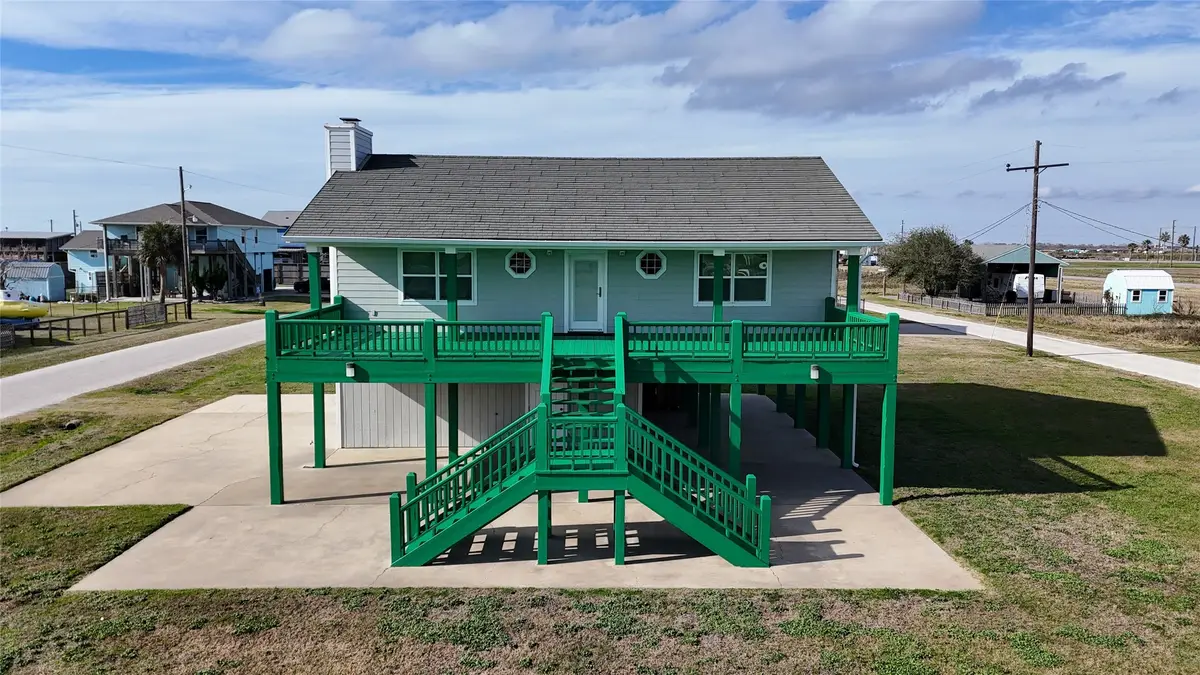 908 West Lane, Crystal Beach, TX 77650 - Image #1