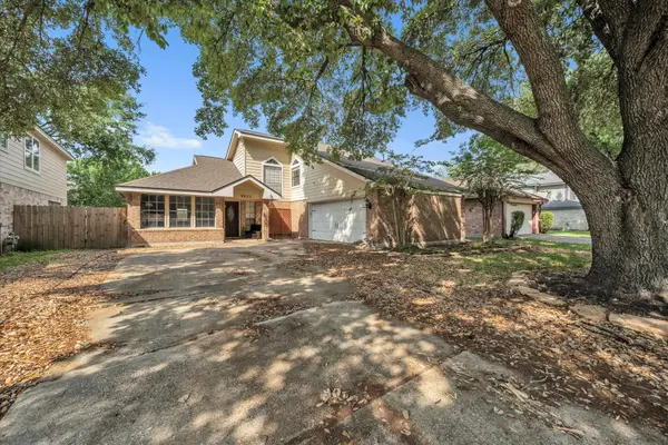 9823 Stableway Drive, Houston, TX 77065