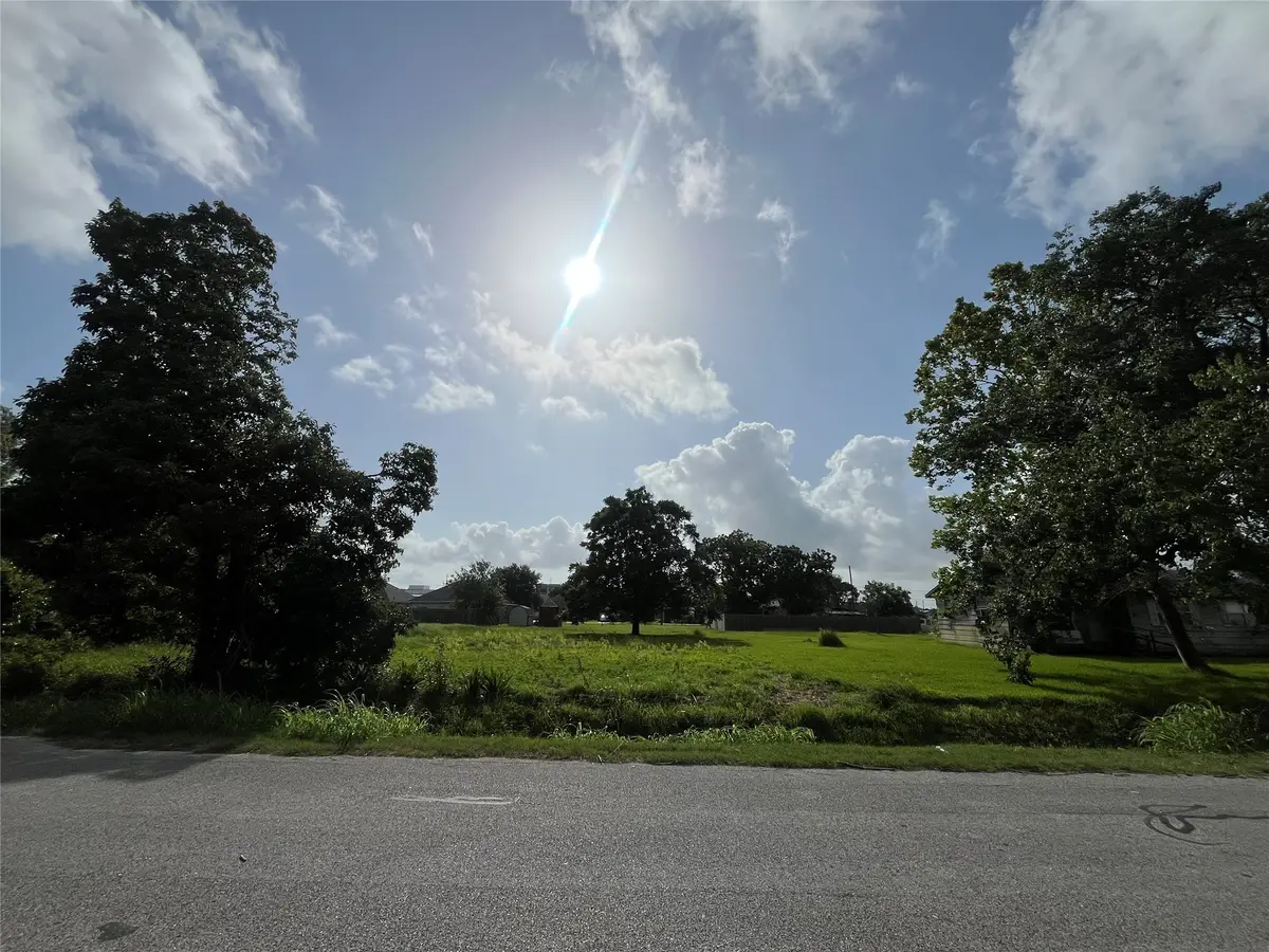 0 N 2nd Street, La Porte, TX 77571 - Image #1