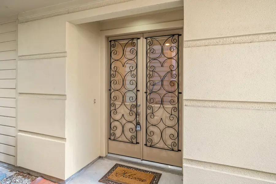 1726 Stacy Falls, Houston, TX 77008 - Image #3