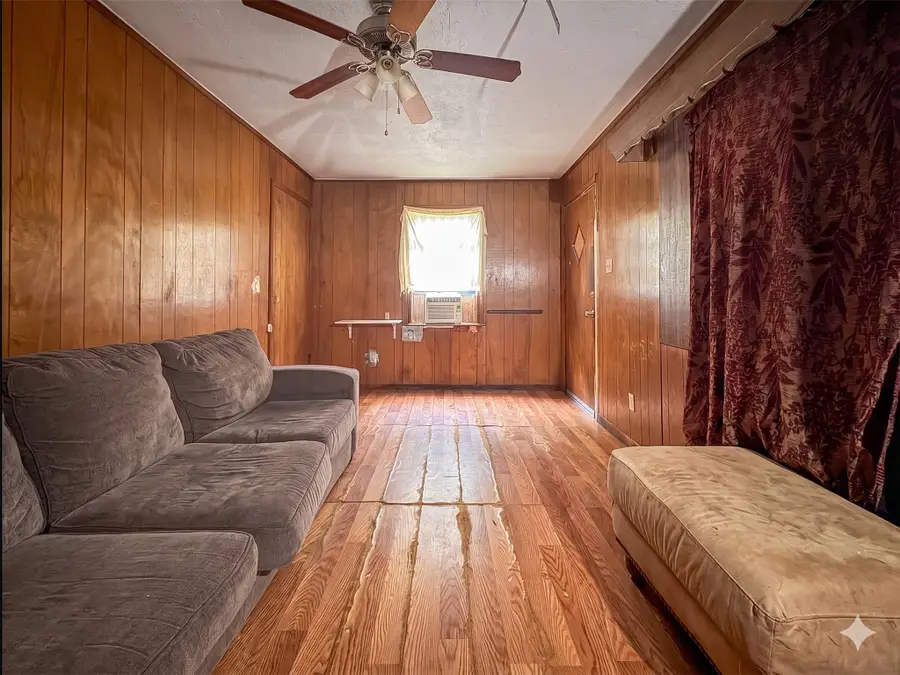 8025 Avenue E, Houston, TX 77012 - #3