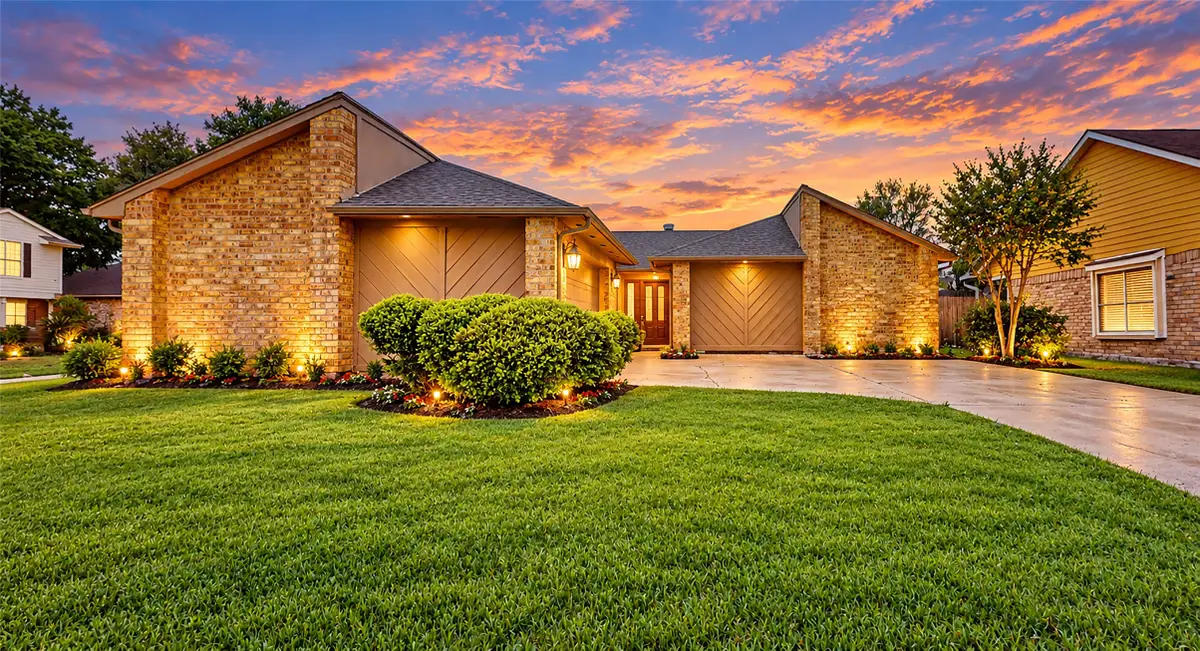 1022 Manorglen Drive, Missouri City, TX 77489 - #1