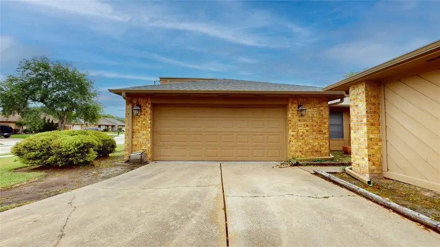 1022 Manorglen Drive, Missouri City, TX 77489 - #3
