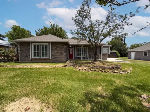 7934 Round Rock Drive, Houston, TX 77049
