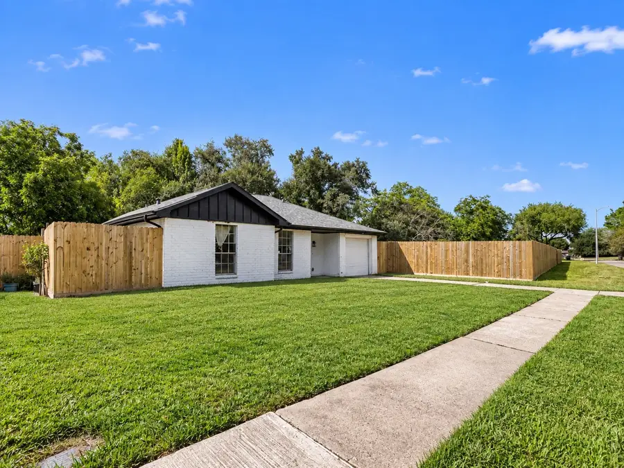 5207 Castlecreek Lane, Houston, TX 77053 - #2
