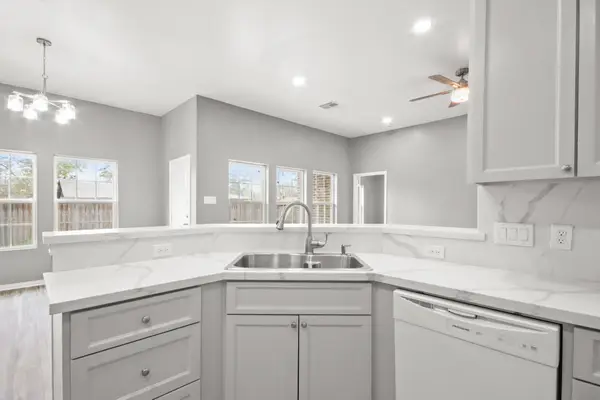 535 Corydon Drive, Houston, TX 77336