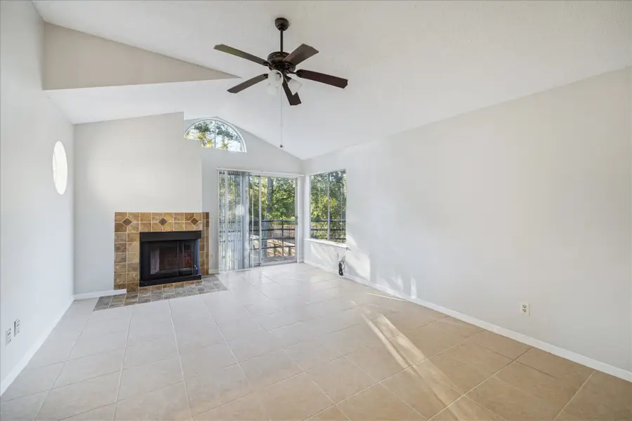 3317 Golden Trails Drive #802, Kingwood, TX 77345 - Image #2