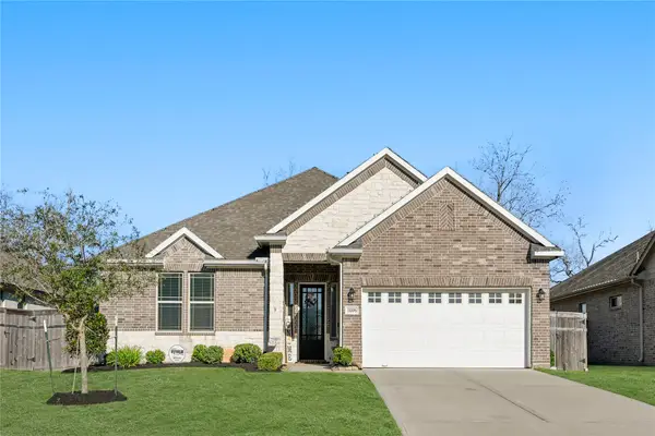 33006 Woodlake Drive, Fulshear, TX 77441