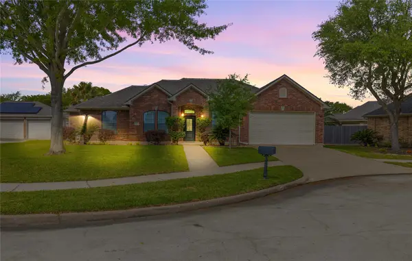 4223 Bear Creek Trace, Baytown, TX 77521