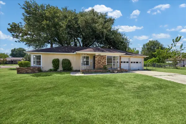 3119 Chestershire Drive, Pasadena, TX 77503
