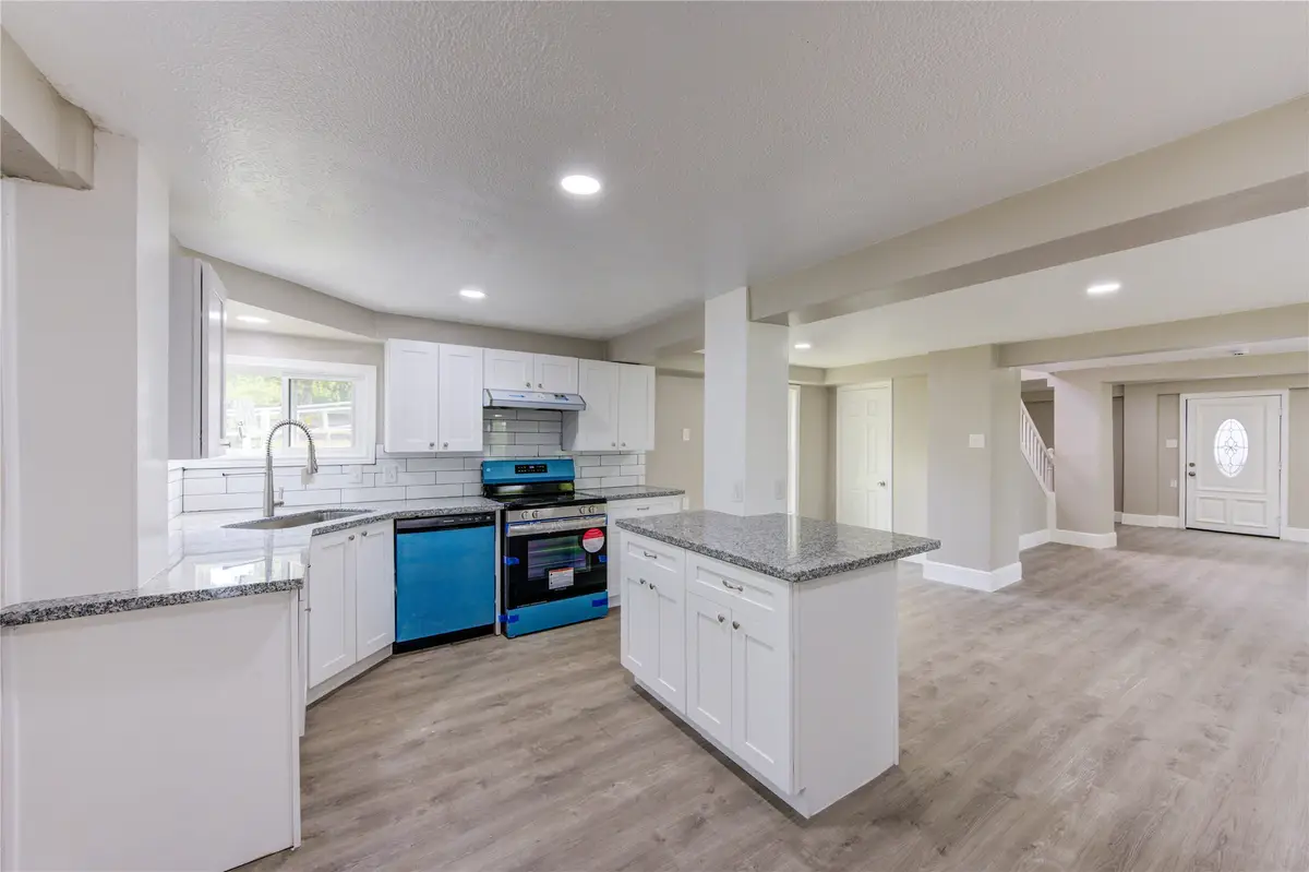 15170 Mcrae Lake, Conroe, TX 77303 - #1