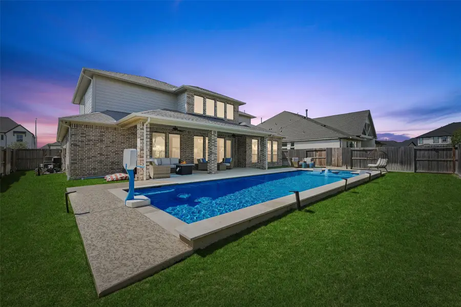 5722 Logan Ridge Lane, Fulshear, TX 77441 - Image #3