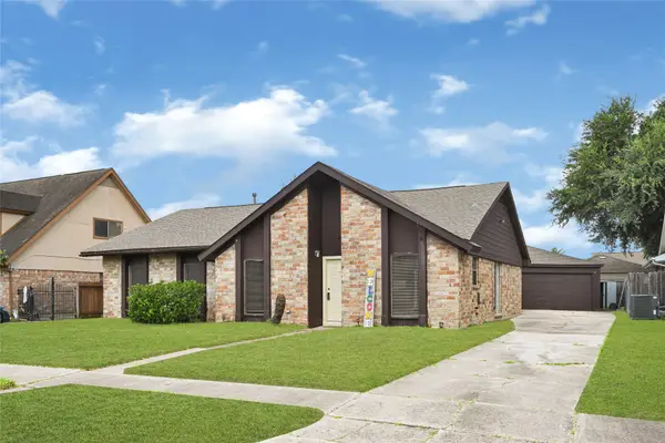 10127 Sagegate Drive, Houston, TX 77089