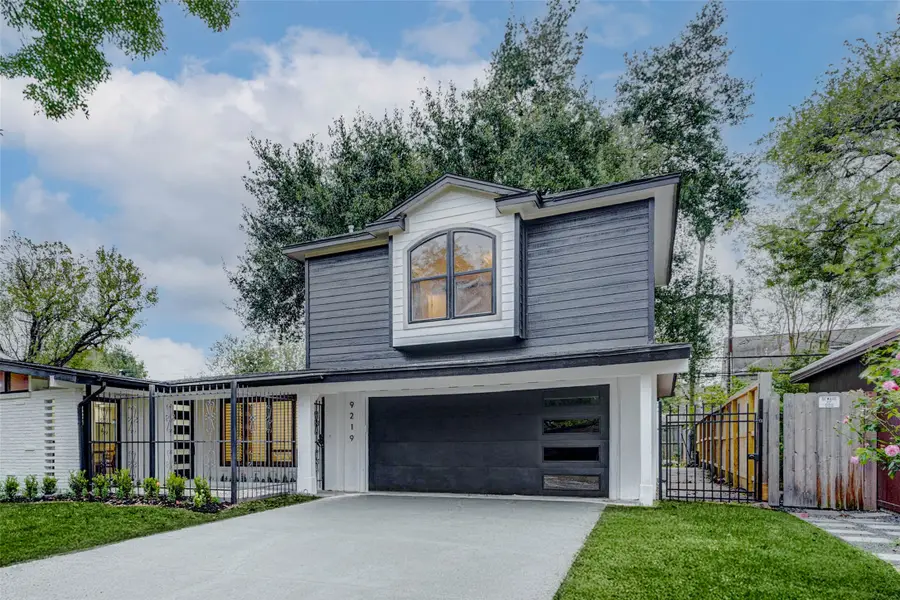 9219 Timberside Drive, Houston, TX 77025 - Image #2