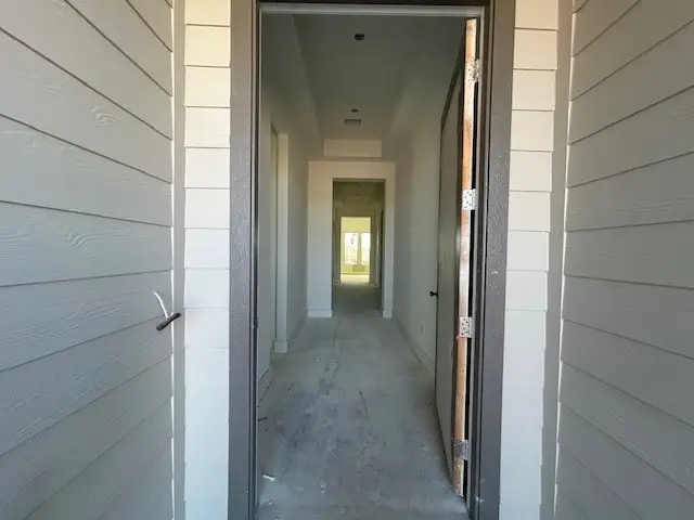 318 Legacy Point Drive, Sealy, TX 77474 - Image #3