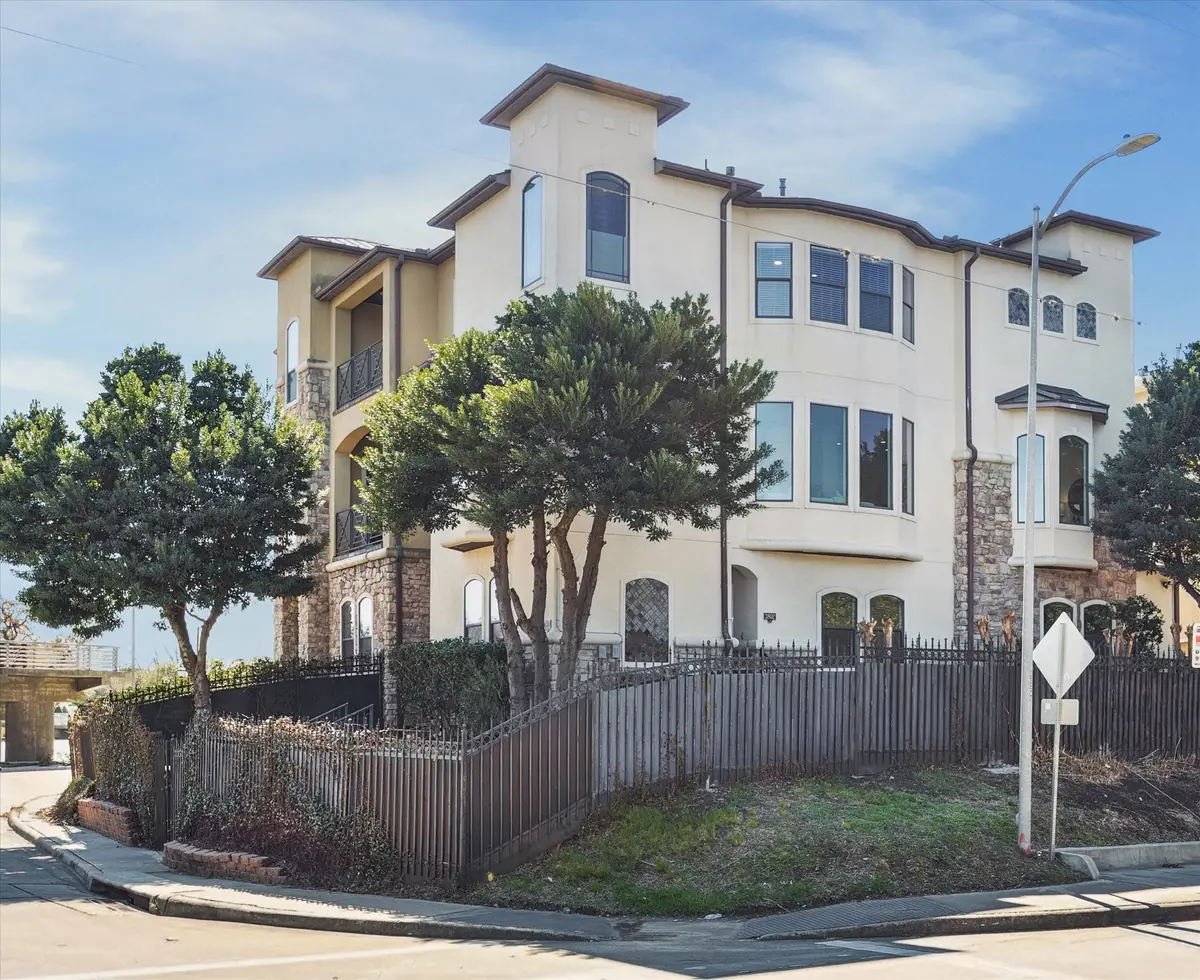 3802 Glen Arbor Drive, Houston, TX 77025 - Image #1