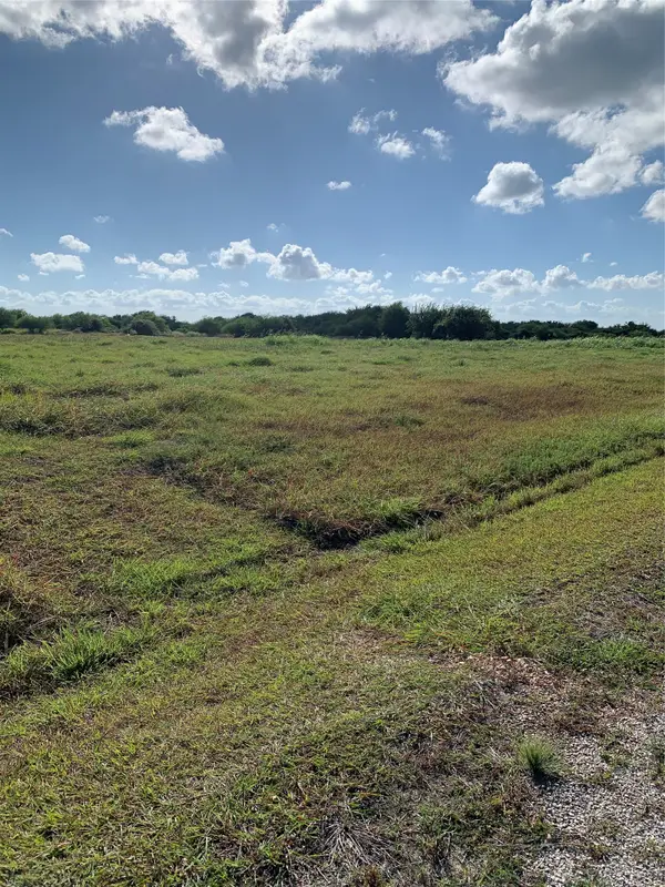 Lot 18 Windswept Drive, Port Lavaca, TX 77979