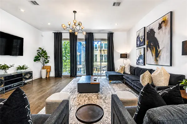 1146 W 17th Street, Houston, TX 77008