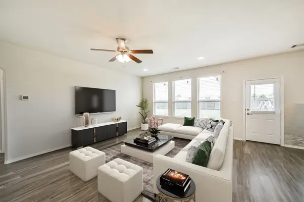 20334 Fossil Valley Lane, Cypress, TX 77433