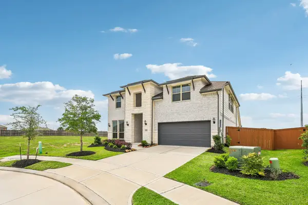 13525 Seneca Lake Drive, Texas City, TX 77568