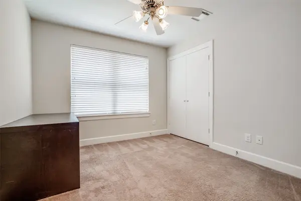 2710 Hullsmith Drive #401, Houston, TX 77063