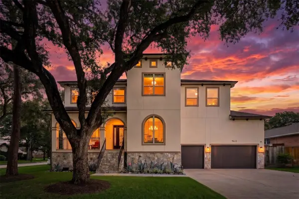 9622 Cedarhurst Drive, Houston, TX 77096