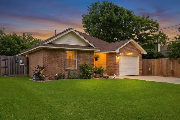 1916 41st Avenue N, Texas City, TX 77590