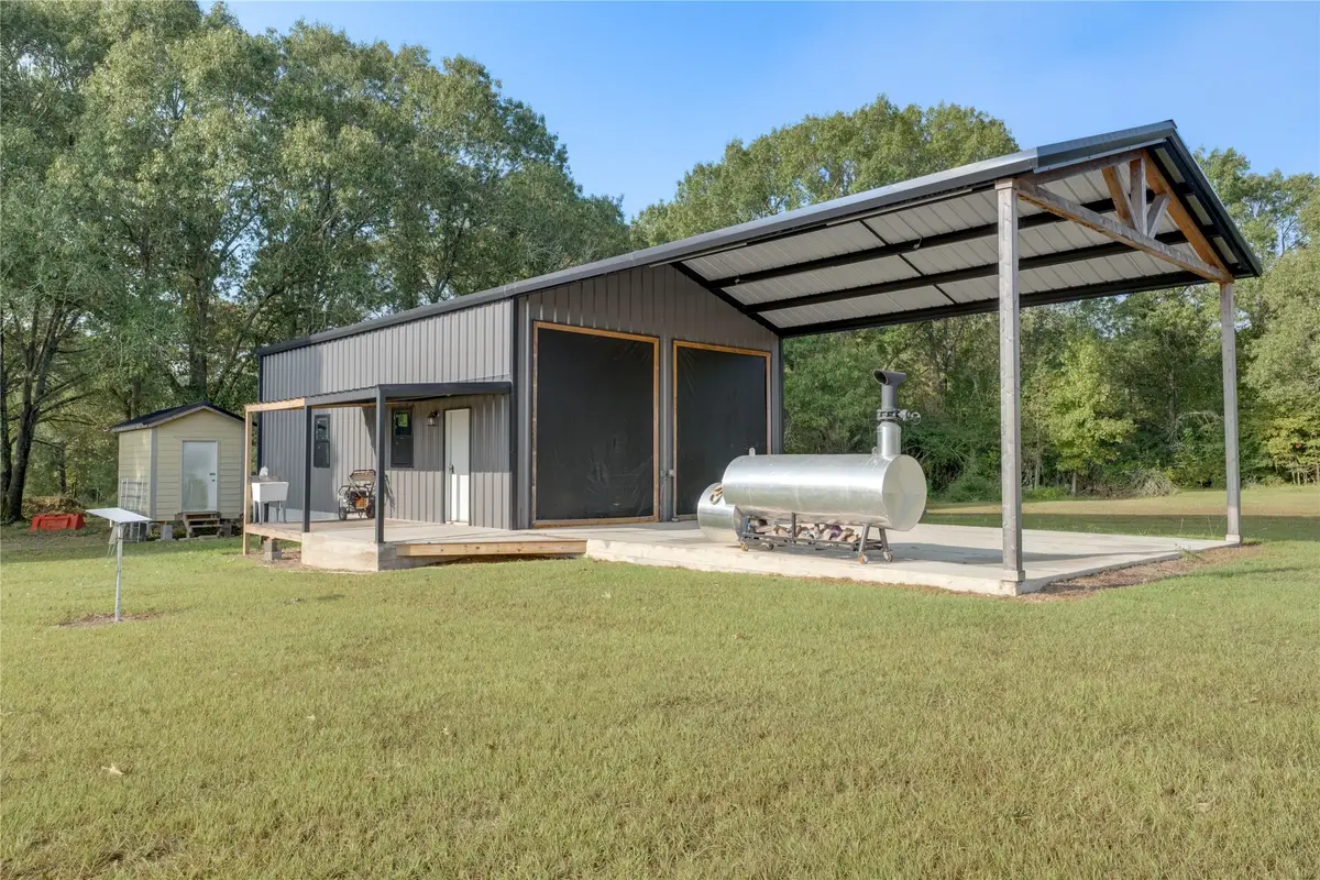 760 Private Road 2422, Oakwood, TX 75855 - Image #1