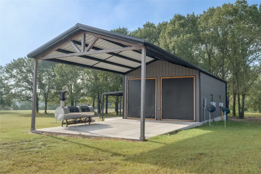 760 Private Road 2422, Oakwood, TX 75855 - Image #3