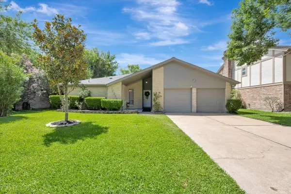 16226 Mill Point Drive, Houston, TX 77059