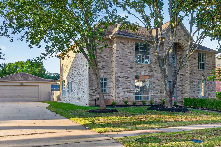 8010 Ashley Circle Drive N, Houston, TX 77071 - #2