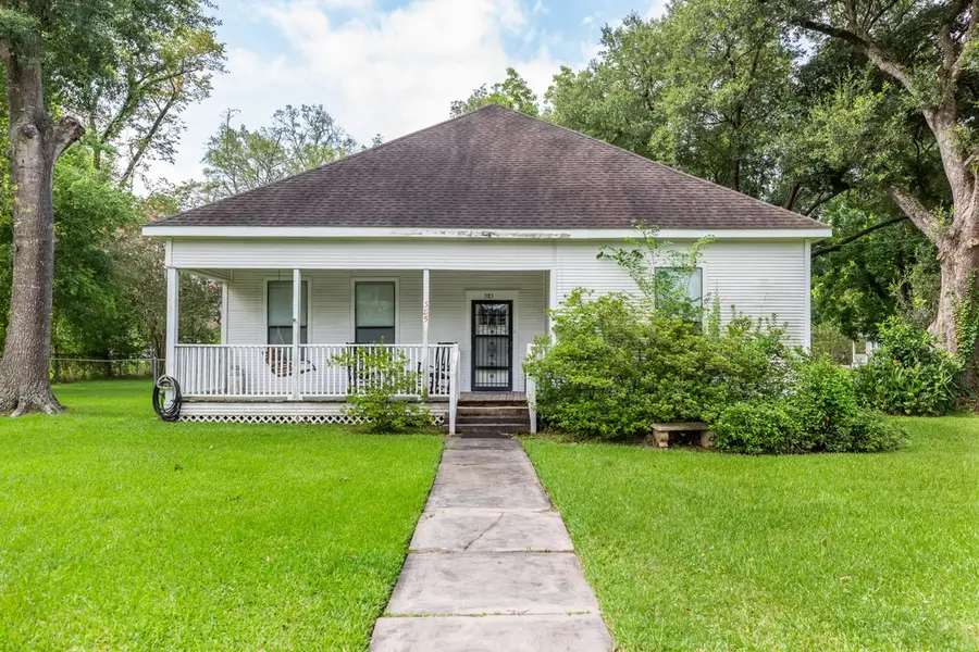 385 W Cora Lee Street, Sour Lake, TX 77659 - #2