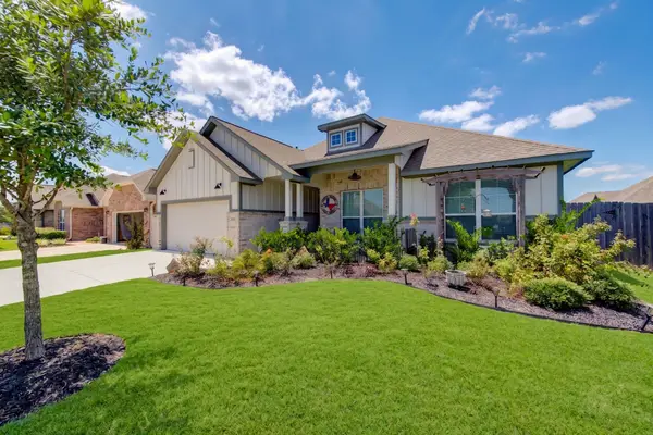 519 Still Water Ridge Lane, Sealy, TX 77474