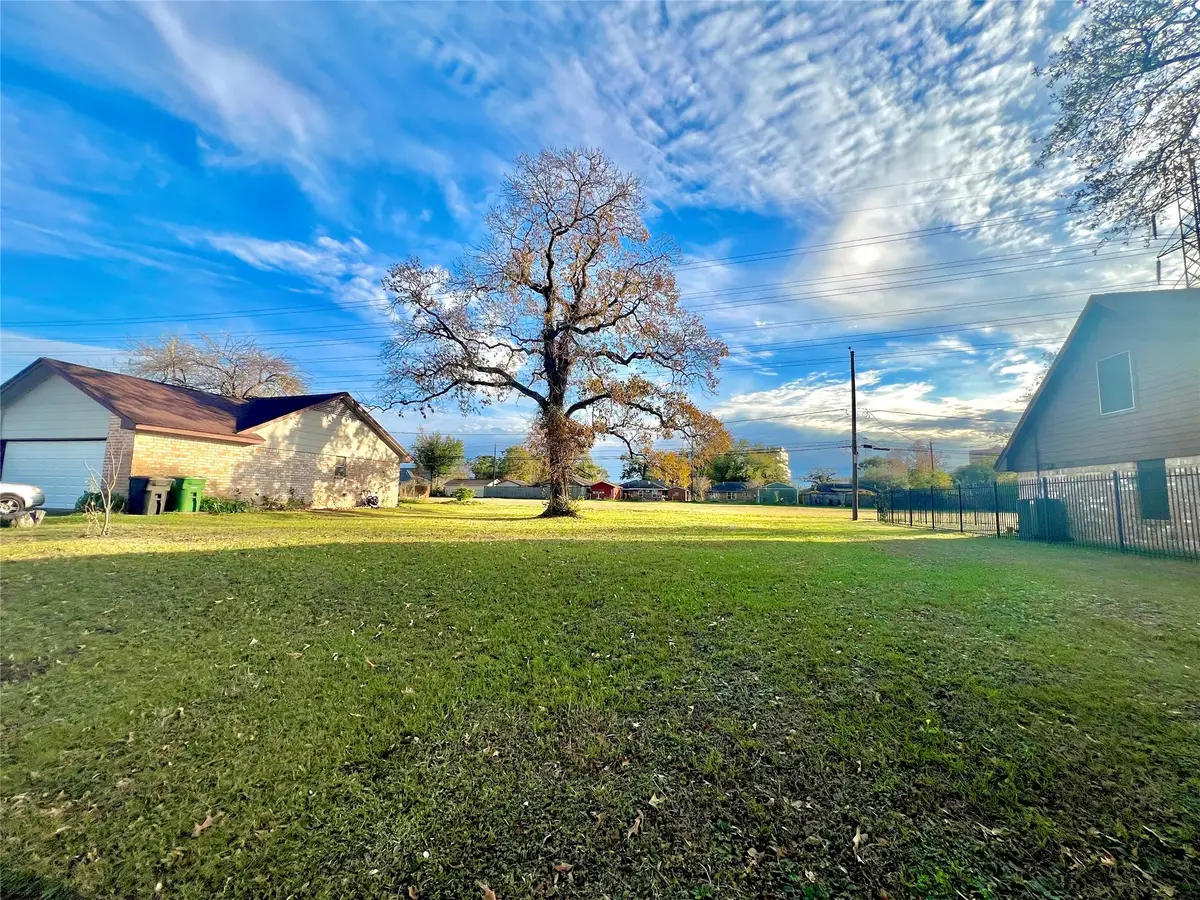 1115 Gardendale Drive, Houston, TX 77018 - Image #1